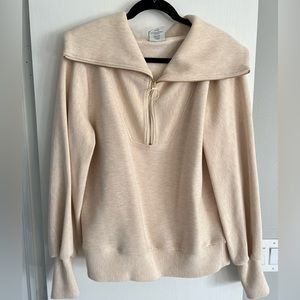 Varley vine pullover on Oatmeal Merl size M